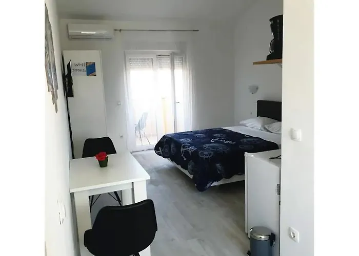 With Parking Space Bibinje, Zadar - 18619 アパート *