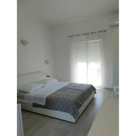 Апартаменты With Parking Space Bibinje, Zadar - 18619 *