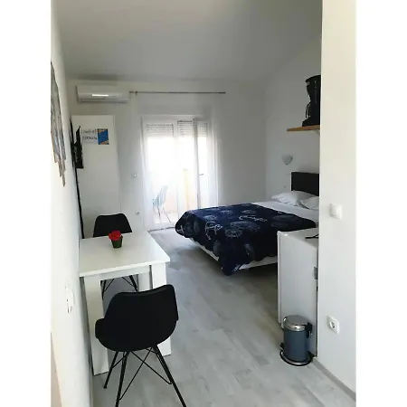 With Parking Space Bibinje, Zadar - 18619 Апартаменты *
